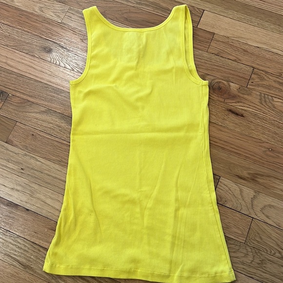 Old Navy Ribbed Tank Size L - Picture 6 of 6